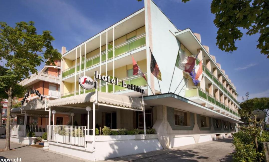 Hotel Bettina Lido di Jesolo Esterno foto