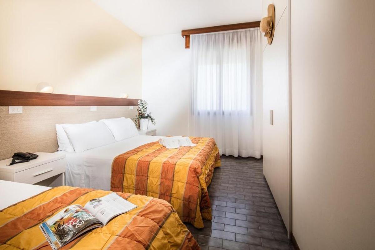 Hotel Bettina Lido di Jesolo Esterno foto