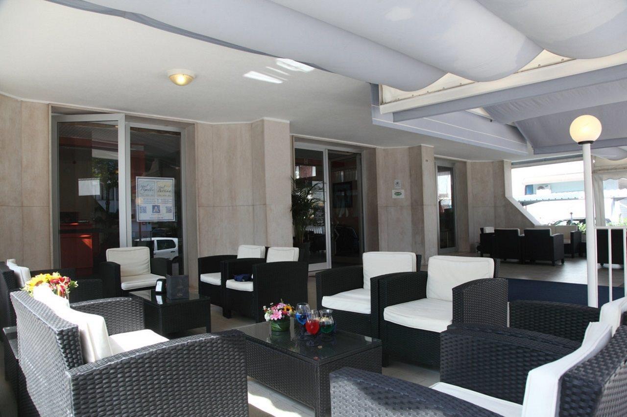 Hotel Bettina Lido di Jesolo Esterno foto